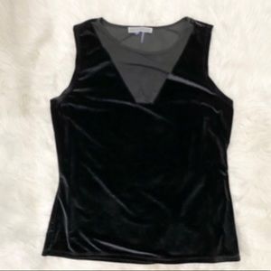 - 💜NWT Liquid Knit Tank with Mesh See Through Insert V Neck, P2P 32-38”